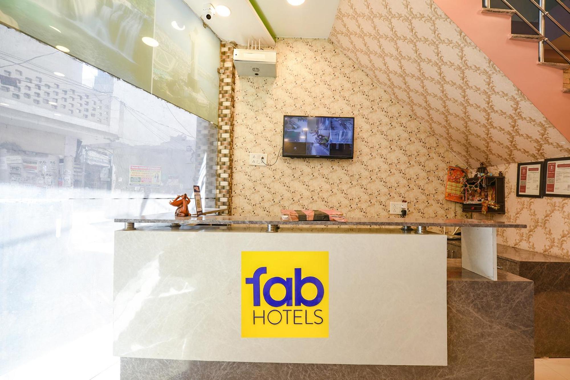 Fabexpress Galaxy Hotel Nayagaon Bagian luar foto